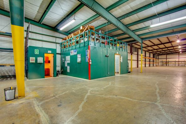 Industrial For Sale: 5655 S Interstate 35, New Braunfels, TX 78132